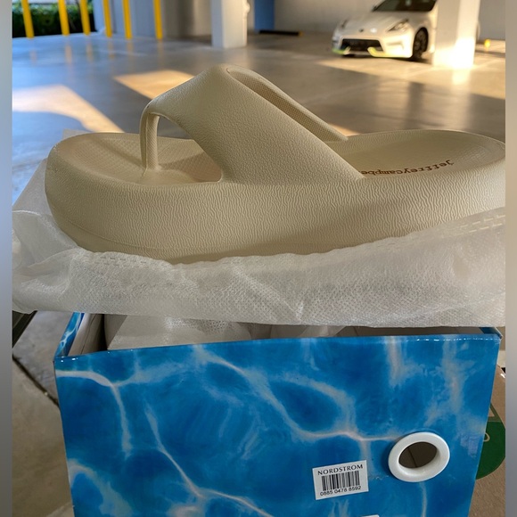 COPY - Jeffrey Campbell platform flip flops - Picture 2 of 9